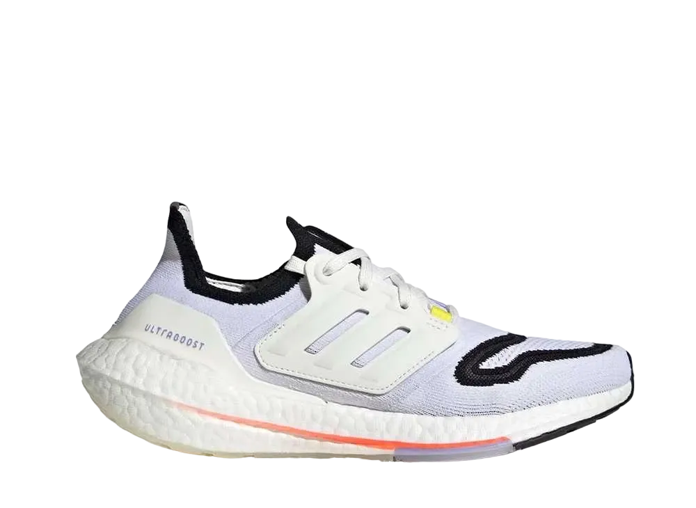 アディダス ウィメンズ ウルトラブースト 22 "ホワイト ブラック ソーラー レッド"