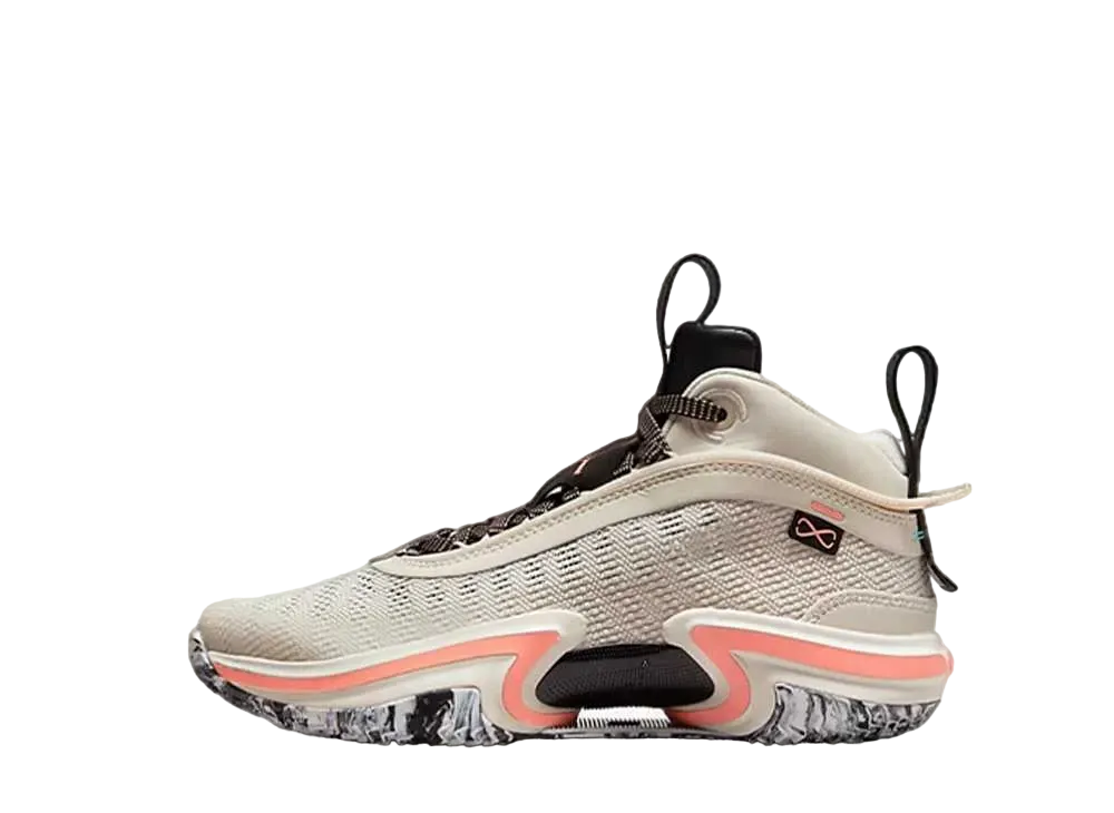 ナイキ GS エアジョーダン36 ロー "ライトオールウッドブラウン/クリムゾンブリス"