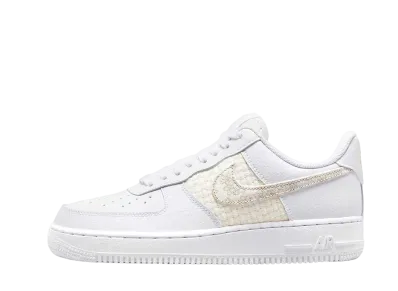 ナイキ ウィメンズ エアフォース1 ロー SE "ホワイト/セイル"