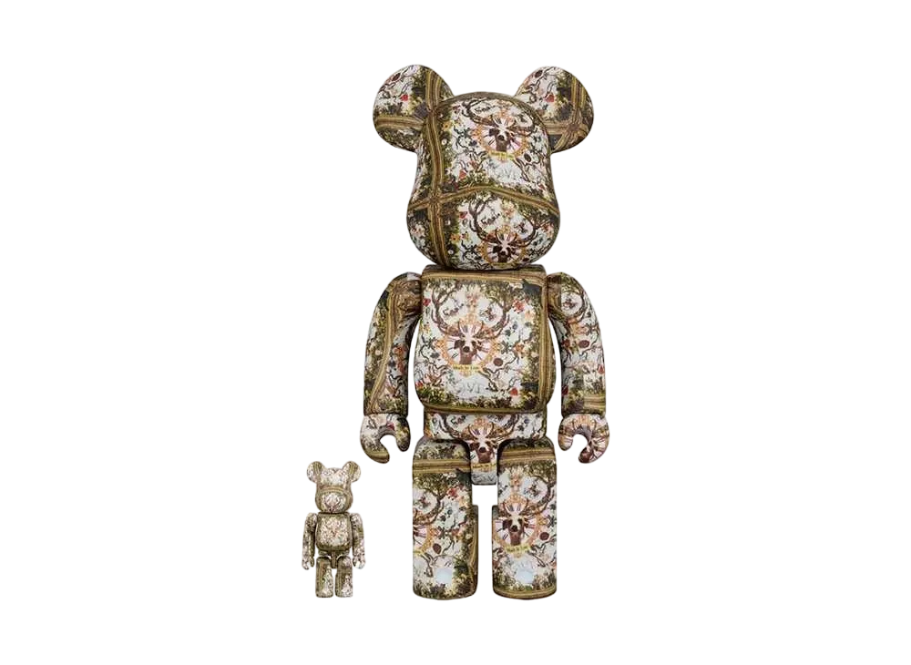 Bearbrick MUCH IN LOVE 100% & 400%