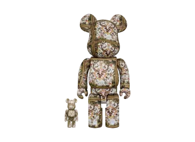 Bearbrick MUCH IN LOVE 100% & 400%