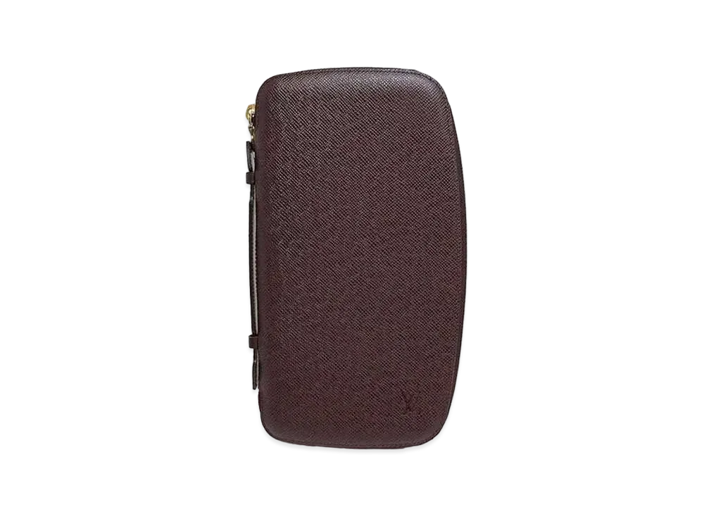 Louis Vuitton Taiga Organizer Atoll "Acajou"
