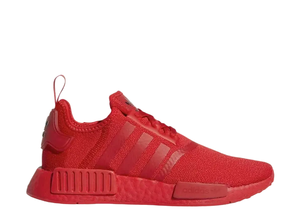 アディダス ウィメンズ エヌ エム ディー R1 "トリプル スカーレット"