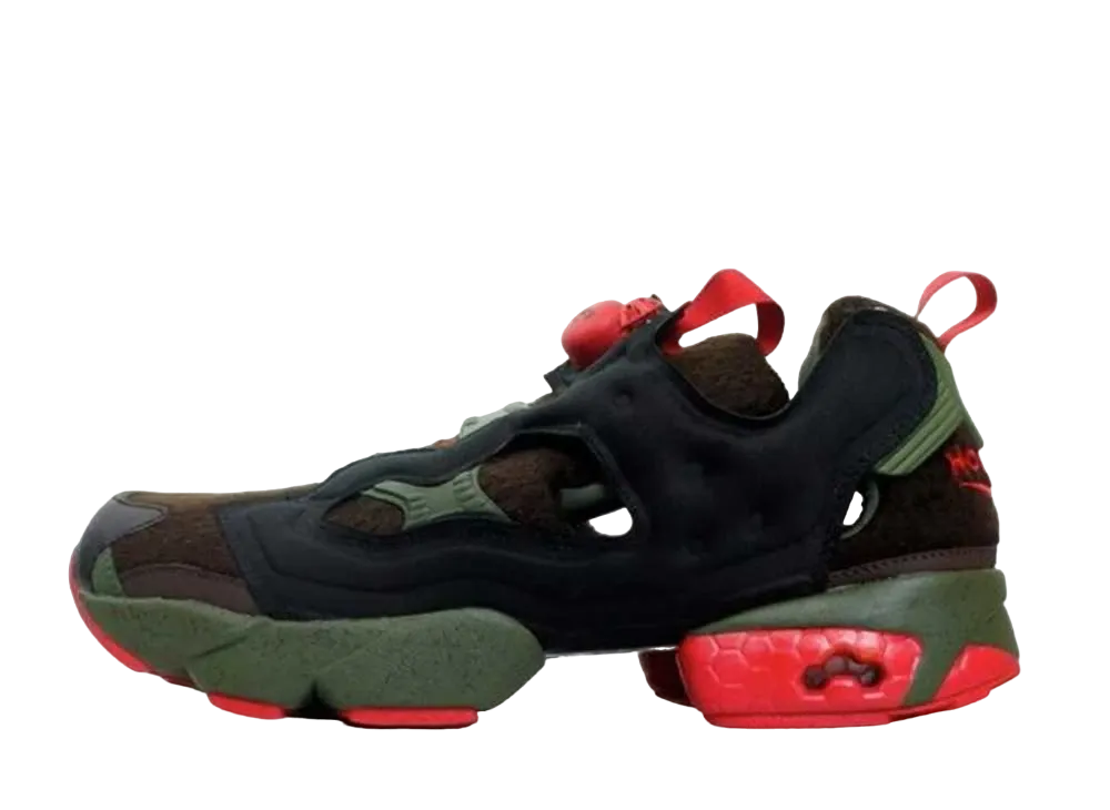 リーボック インスタポンプフューリー スニーカー "ポリティクス ルーガルー"