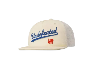 UNDEFEATED TEAM TRUCKER - 90208 "Off White"