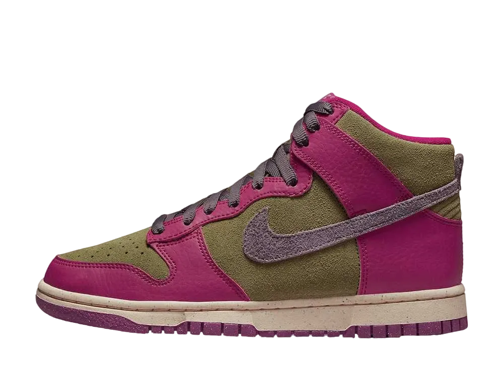 Nike Dunk High "Dynamic Berry"