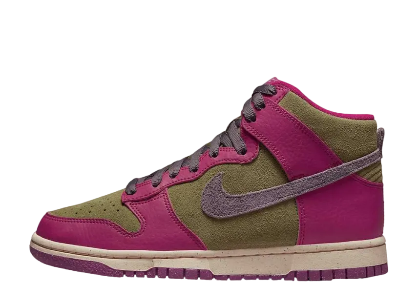 ナイキ ダンク ハイ "ダイナミック ベリー"