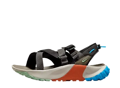 Nike Oneonta Sandal "Black/Enamel Green"