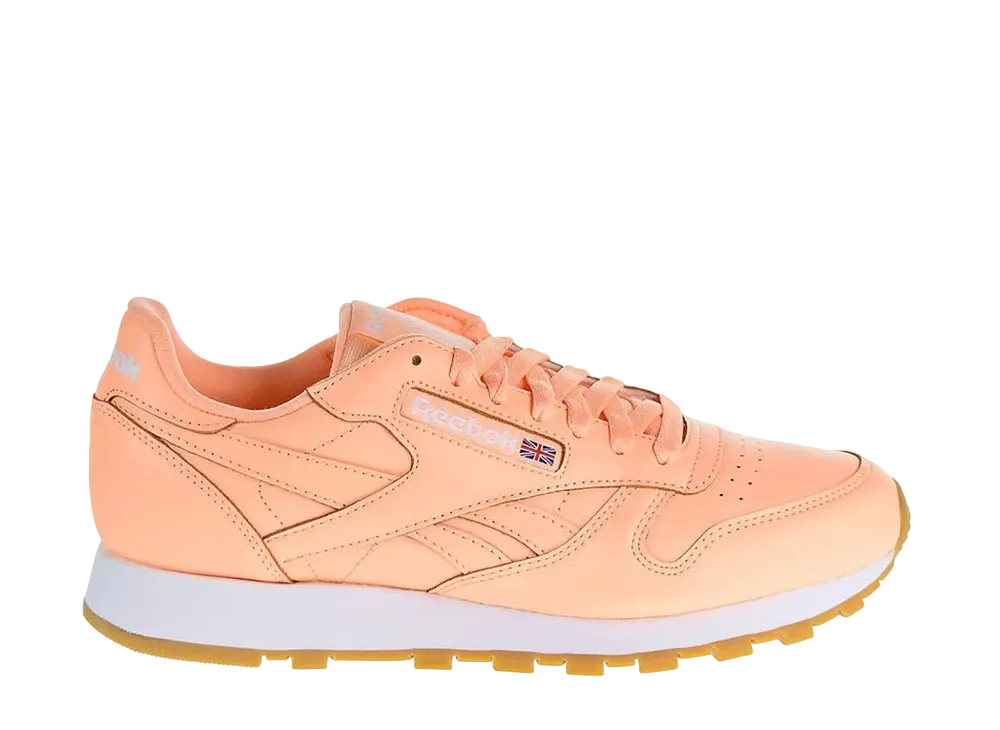 リーボック クラシックレザー "デザート グロー ガム"