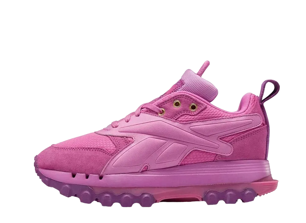 カーディービー × リーボック ウィメンズ クラシックレザー V2 "ウルトラベリー"