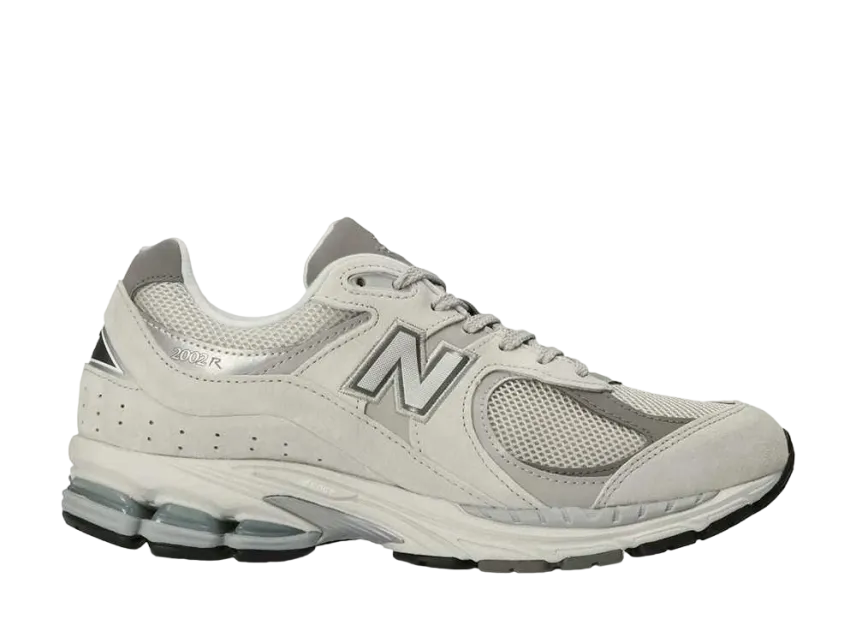 ⭐︎きりん。⭐︎ニューバランス2002r新品未使用 New Balance 2002R