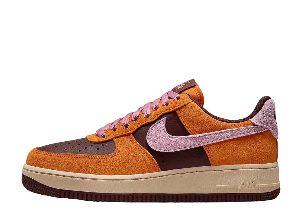 ナイキ エアフォース1 ロー "マグマ オレンジ"
