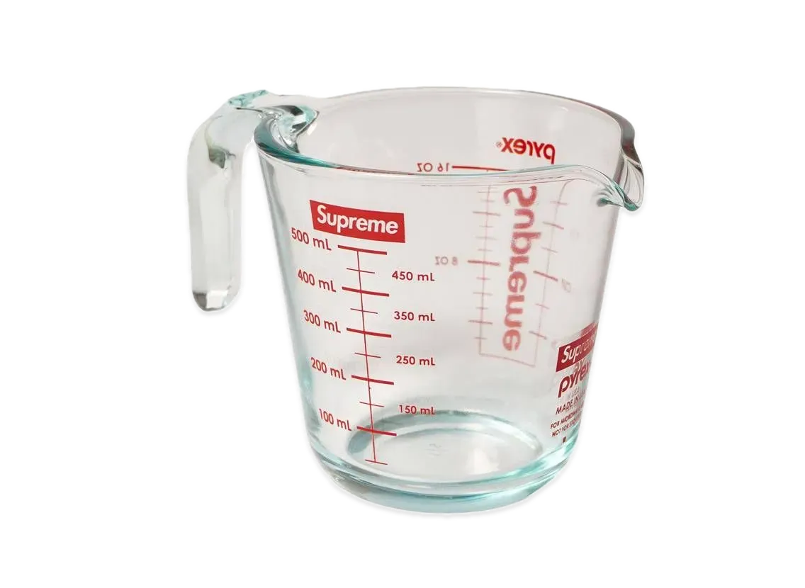 Supreme / Pyrex® 2-Cup Measuring Cup 
