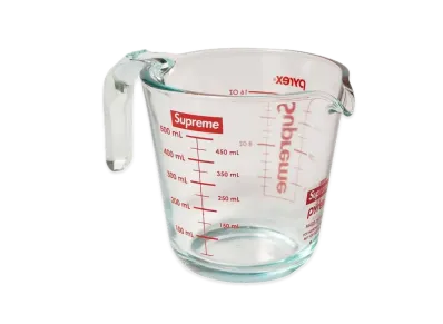 Supreme / Pyrex® 2-Cup Measuring Cup "White"