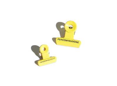 PEACEMINUSONE PMO BULLDOG CLIP PIN SET #1 "Yellow" / G-DRAGON