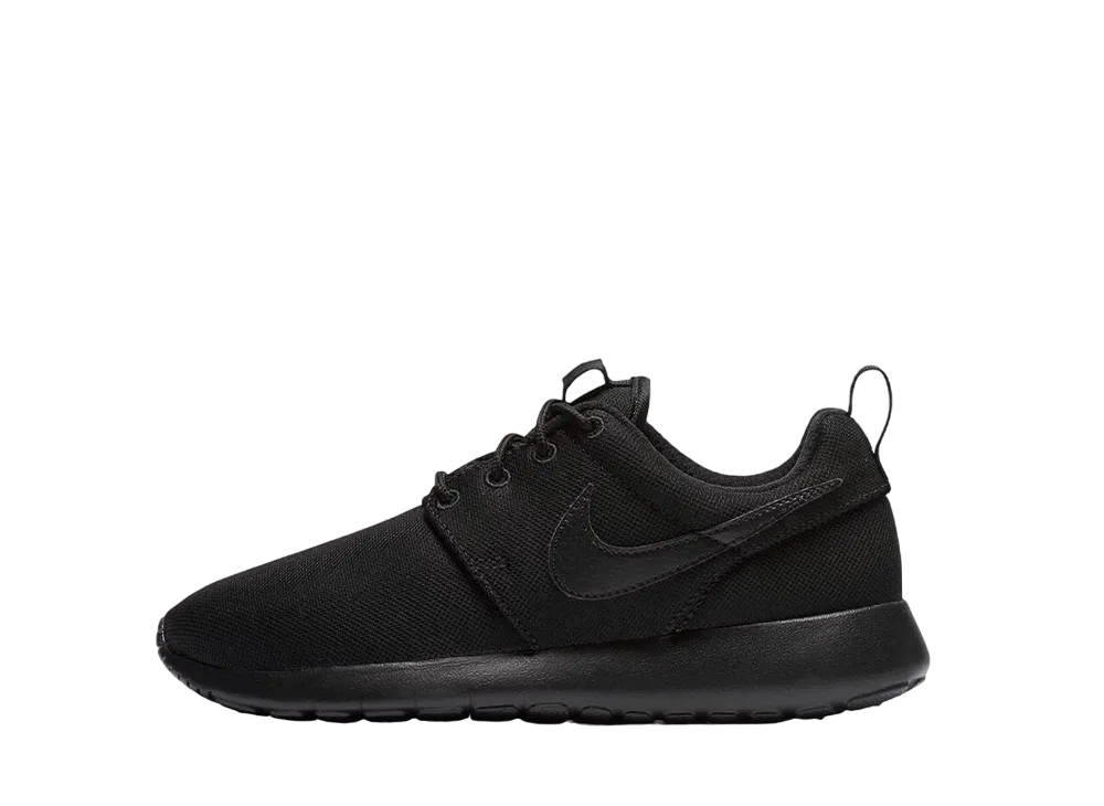 ナイキ GS ローシ ワン "トリプル ブラック"