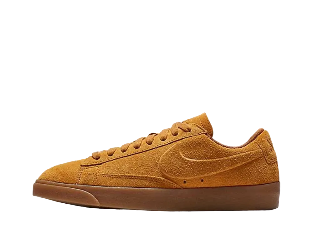 Nike Women's Blazer Low "Gold Dart/Gold Dart-Gum Light Brown"