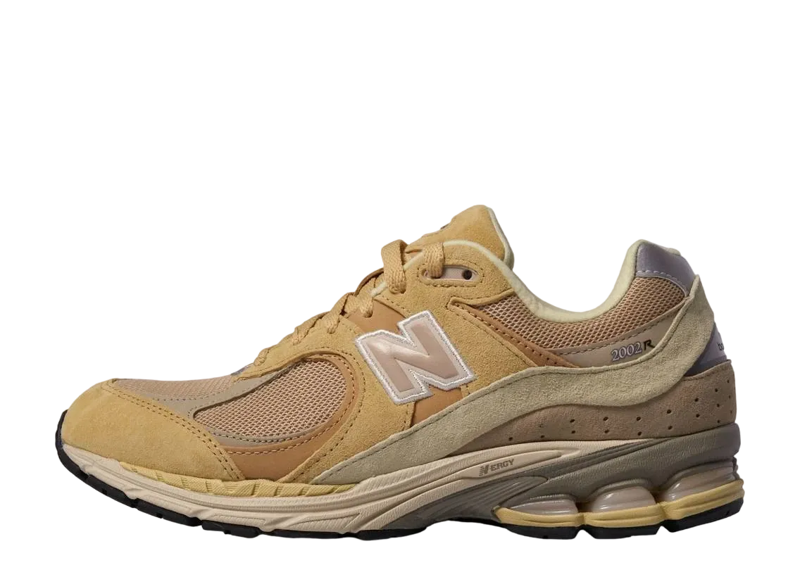 AURALEE × New Balance 2002R "Yellow/Beige"