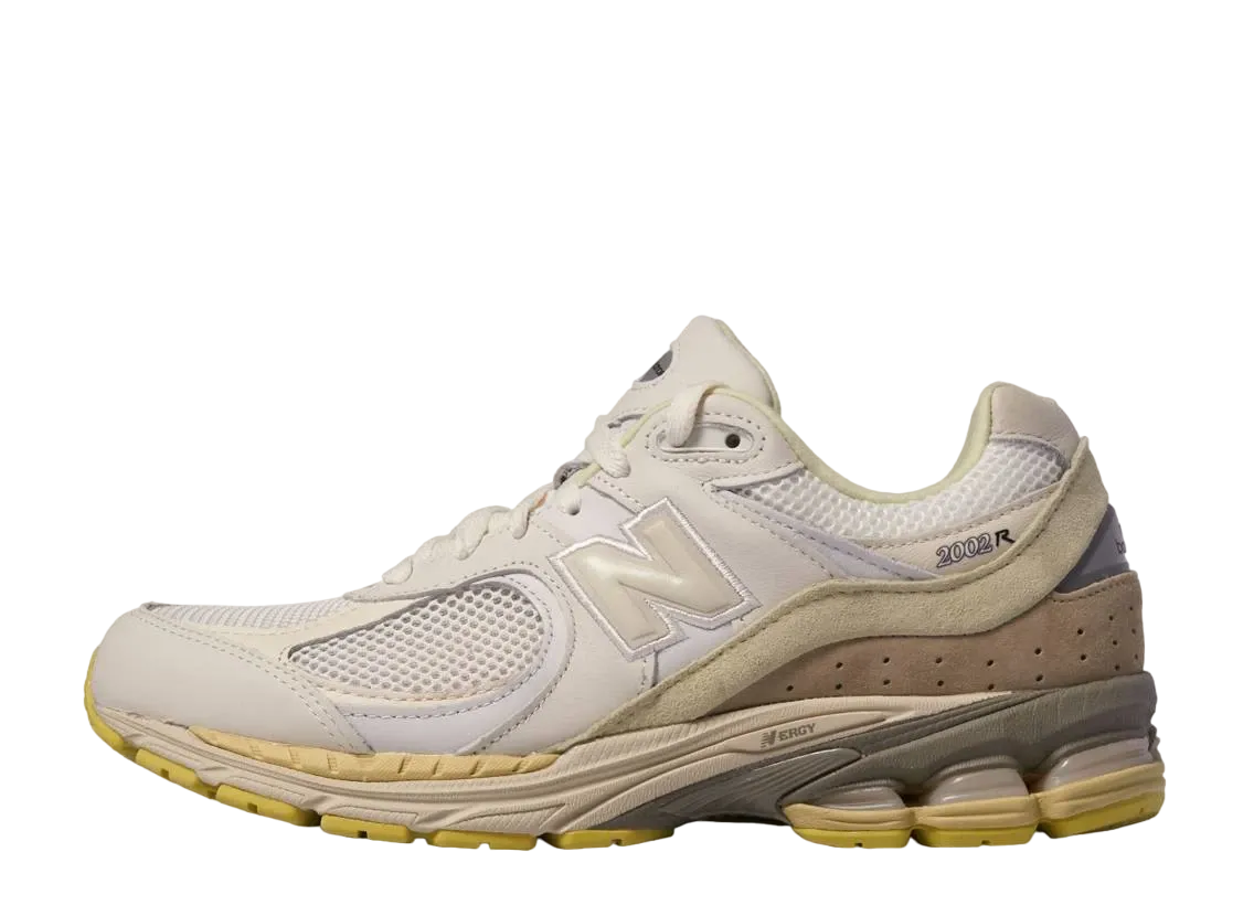 AURALEE × New Balance 2002R "White"