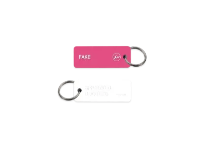 FRAGMENT FAKE Keytag "Ribbon Pink"