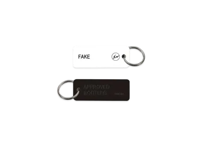 FRAGMENT FAKE Keytag "White"