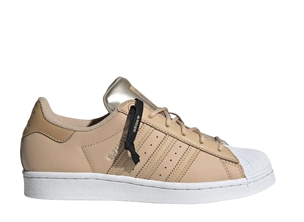 アディダス スーパースター "マジック ベージュ/フットウェア ホワイト"