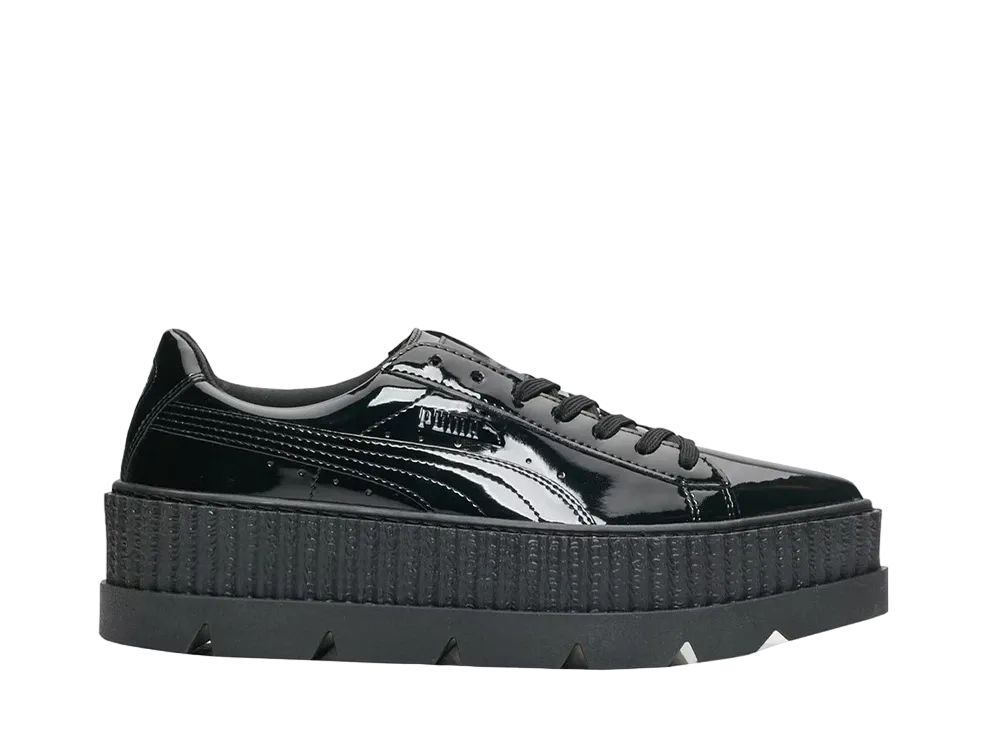 リアーナ × プーマ ウィメンズ ポインティ クリーパー フェンティ パテント "ブラック"