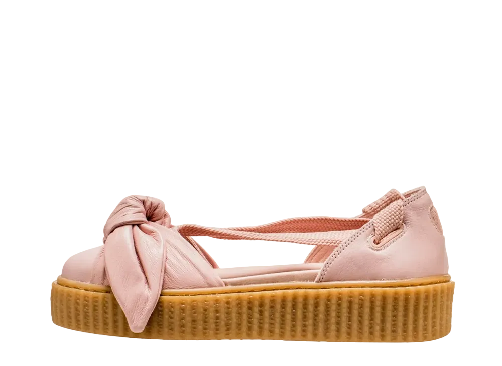 リアーナ × プーマ ウィメンズ ボウ クリーパー サンダル フェンティ "シルバー ピンク"