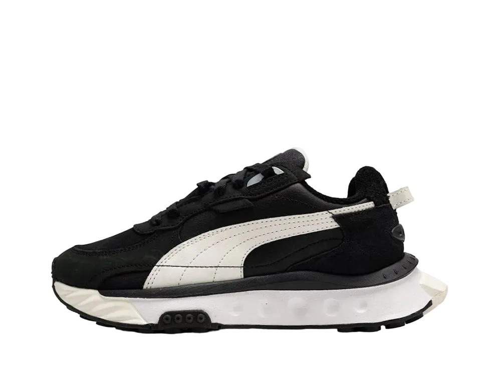 プーマ ウィメンズ ワイルド ライダー プレミアム "ブラック ホワイト"