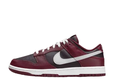 ナイキ ダンク ロー "ダーク ビートルート"