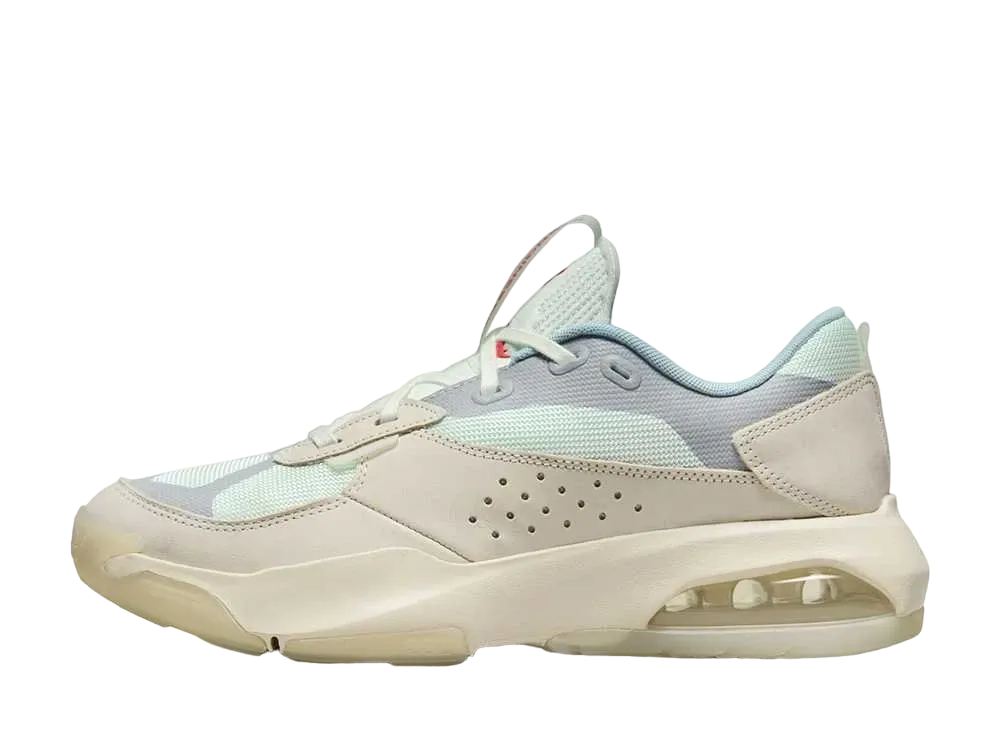 ナイキ ジョーダン ブランド ジョーダン エア 200E "ライト オア ウッドバーン/ユニバーシティレッド"
