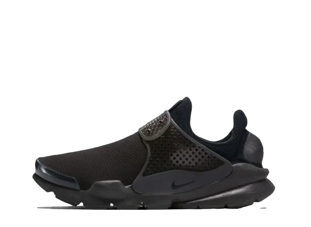 ナイキ ウィメンズ ソック ダート SE "ブラック"