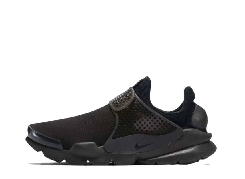 ナイキ ウィメンズ ソック ダート SE "ブラック"