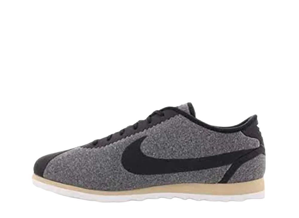 Nike Women's Cortez Ultra SE "Negras"