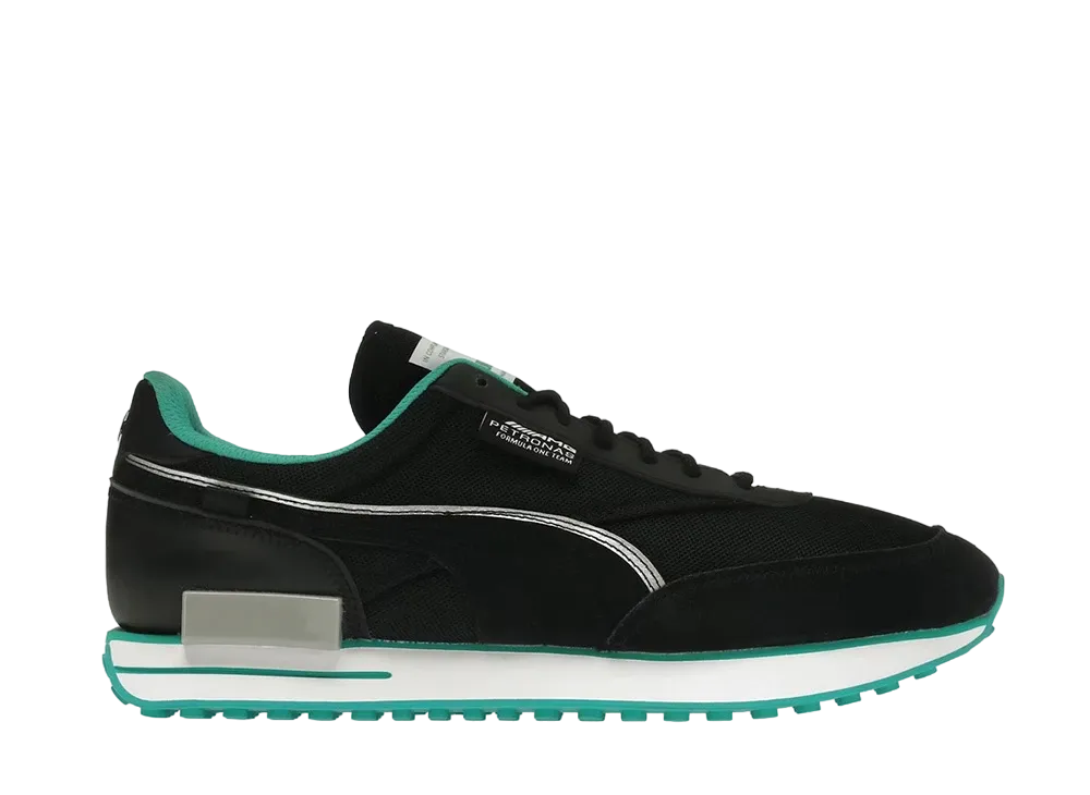 メルセデス AMG ペトロナス F1 × プーマ フューチャー ライダー "ブラック"