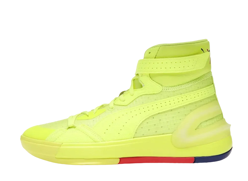 ファッション ギーク × プーマ スカイ モーダン "セーフティ イエロー"