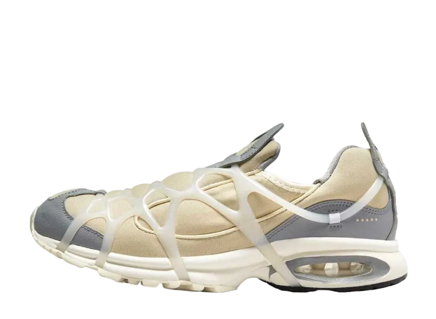 ナイキ エアクキニ "ラタン アンド パーティクル グレー"