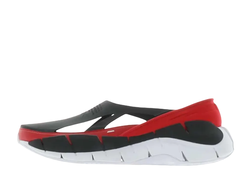 メゾンマルジェラ × リーボック ジグ CR "レッド/ブラック/ホワイト"