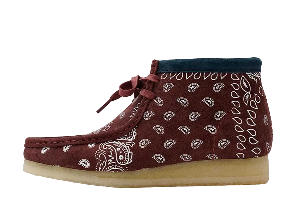 クラークス ワラビー ブーツ "ブリック ペイズリー"