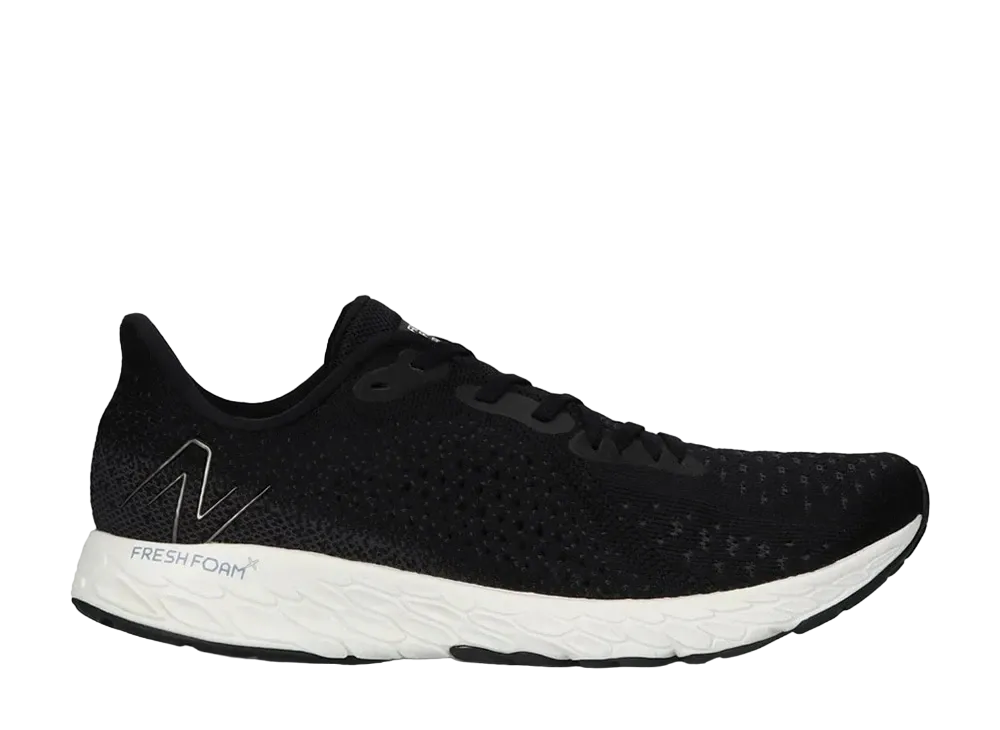 ニューバランス フレッシュフォーム X テンポ V2 "ブラック"