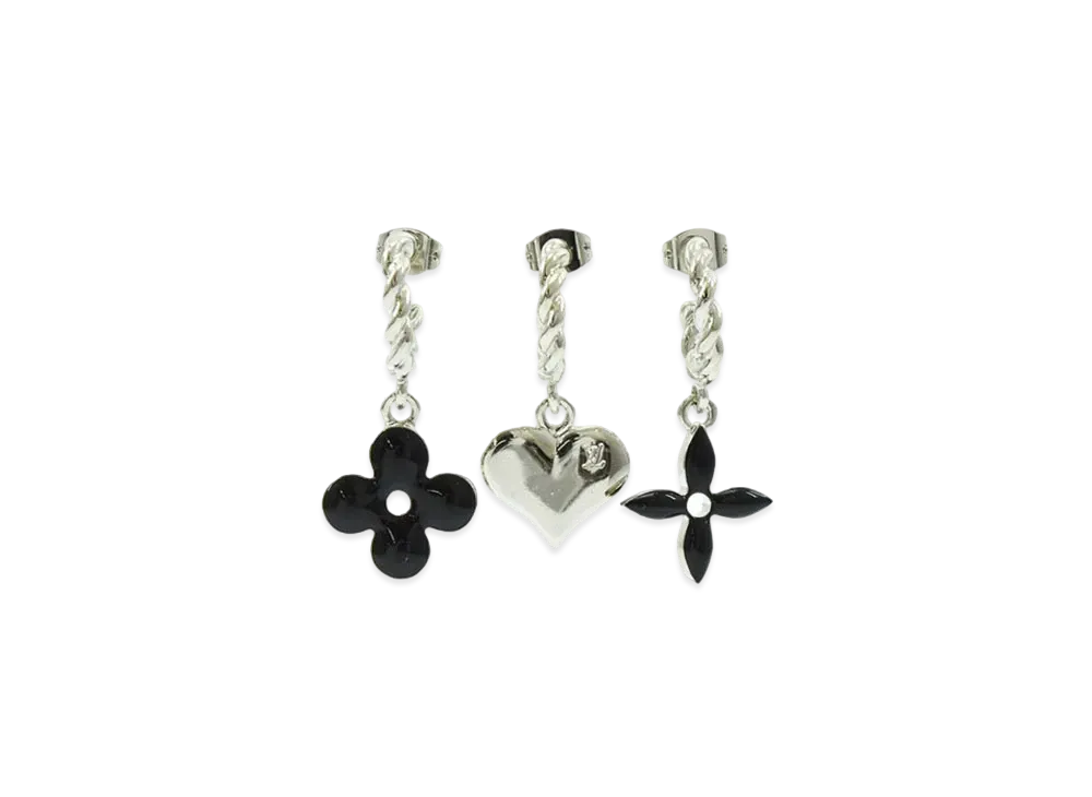 Louis Vuitton Bookle Draille Sweet Monogram Earrings "Silver"