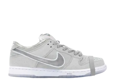 コンセプツ × ナイキ SB ダンク ロー "ホワイト ロブスター"