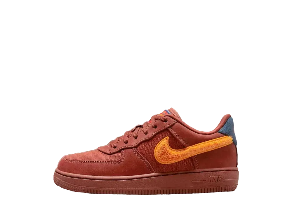 ナイキ PS エアフォース1 ロー "La ファミリア"(キッズ)