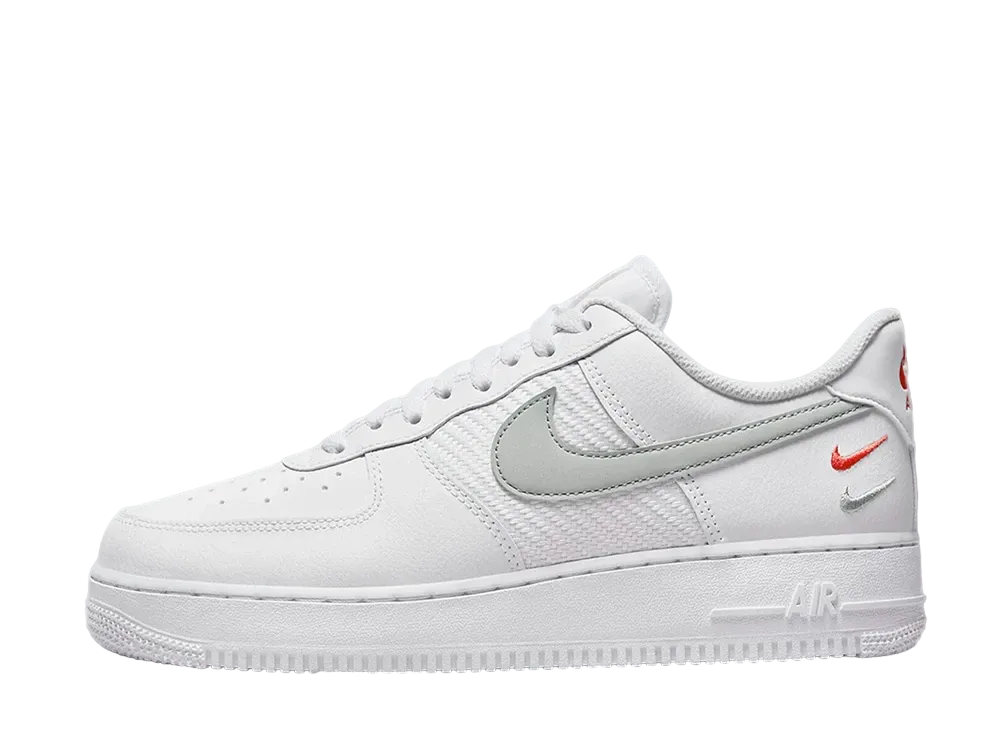 ナイキ エアフォース1 ロー "ウルフ グレー/ピカンテ レッド"