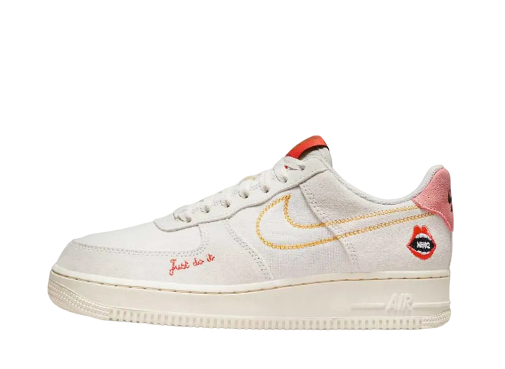 ナイキ ウィメンズ エアフォース 1 ロー "ロック N ロール"