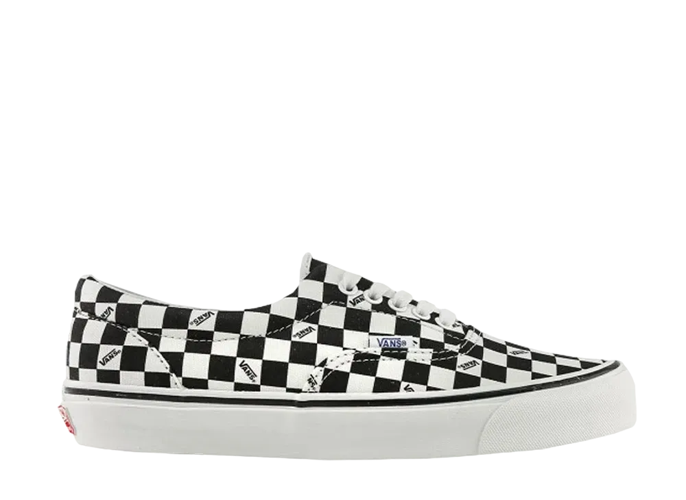 バンズ エラ "チェッカーボード" (2015)