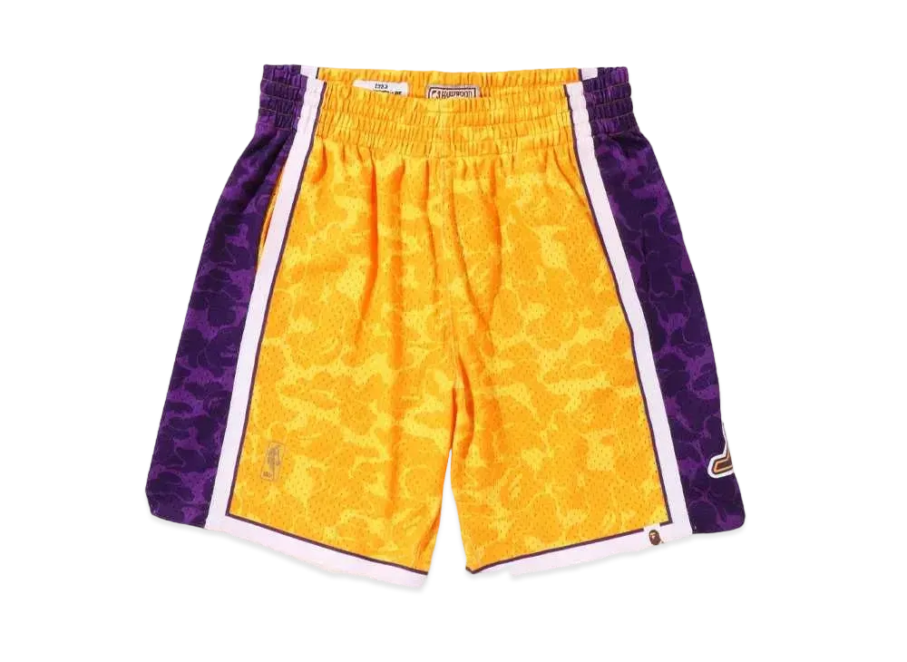 アベイシングエイプ x ミッチェルアンドネス NBA ロサンゼルス レイカース ジャージ ショーツ "イエロー"