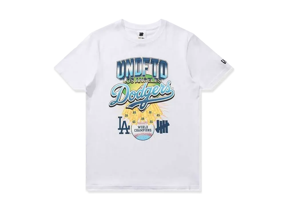 UNDEFEATED × LA DODGERS NEW ERA Champions Tee "White"