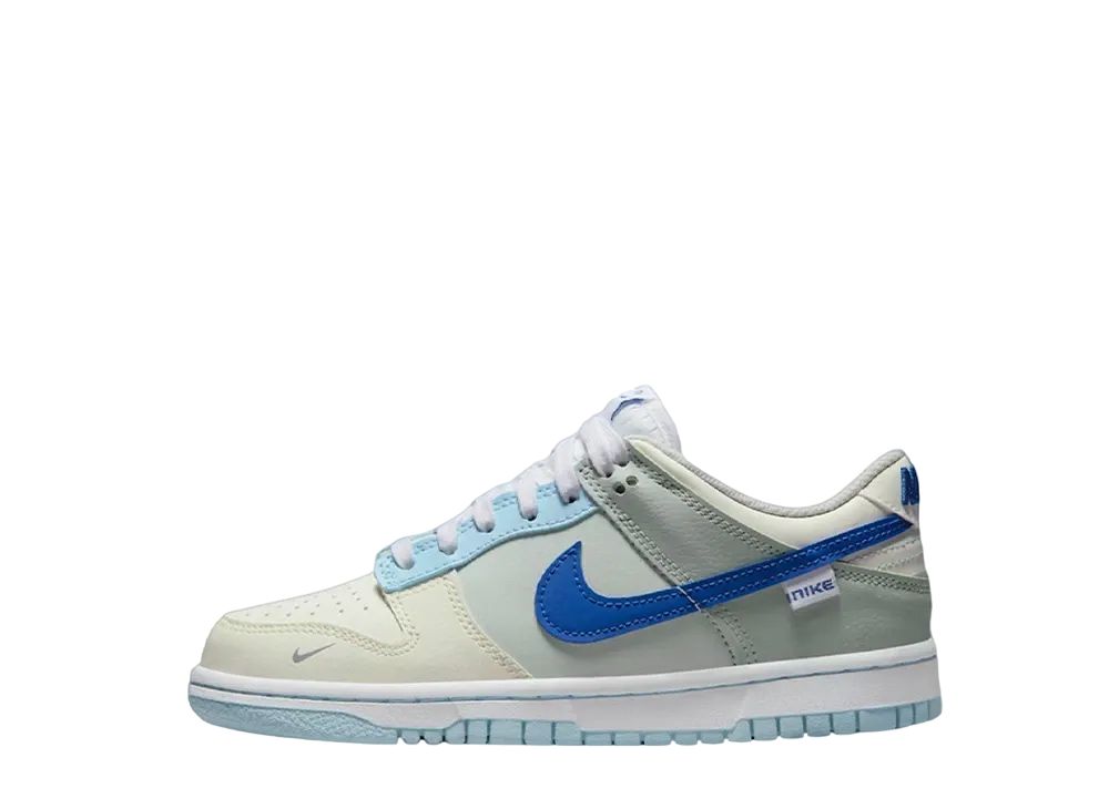 Nike GS Dunk Low "Ivory/Hyper Royal"