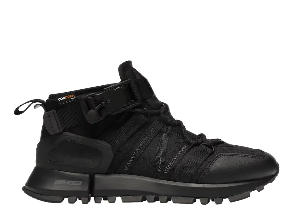 ニューバランス エクストリーム スペック R_C4  ミッド スノー ピーク "ブラック"